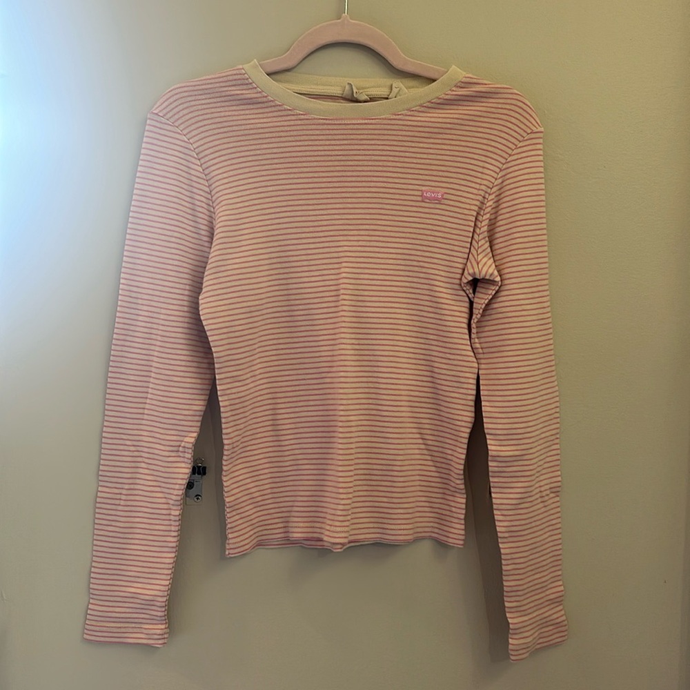 Levi’s long sleeve